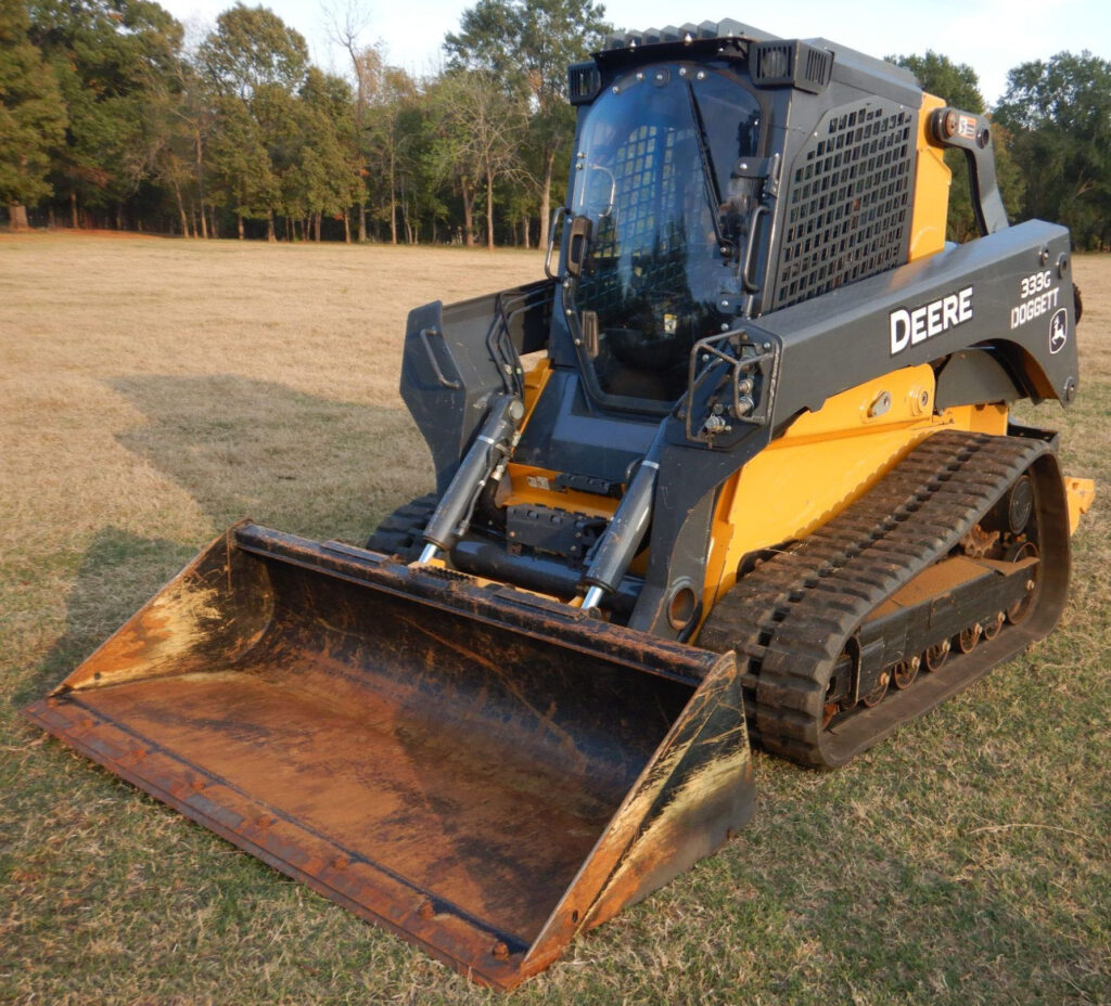 2018 John Deere  333G