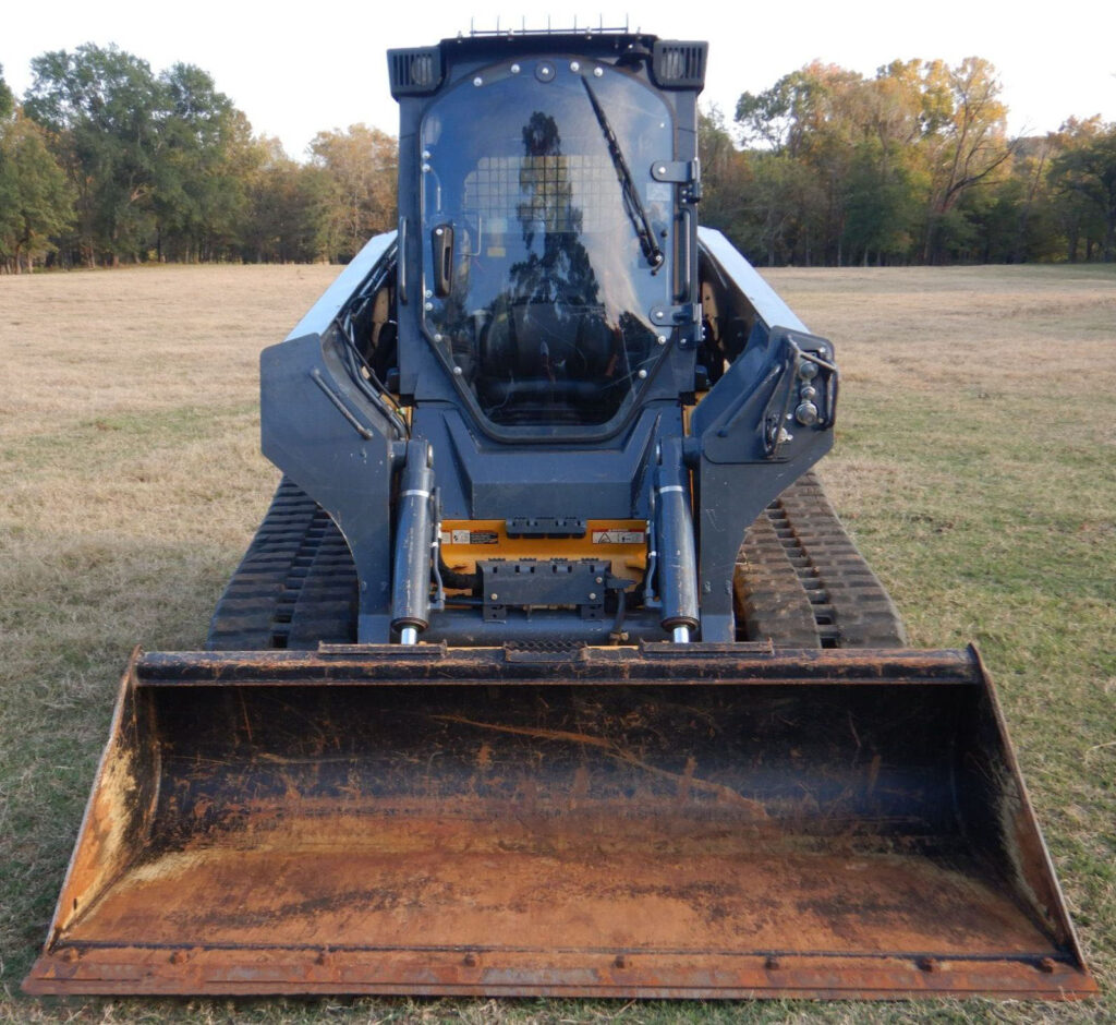 2018 John Deere  333G